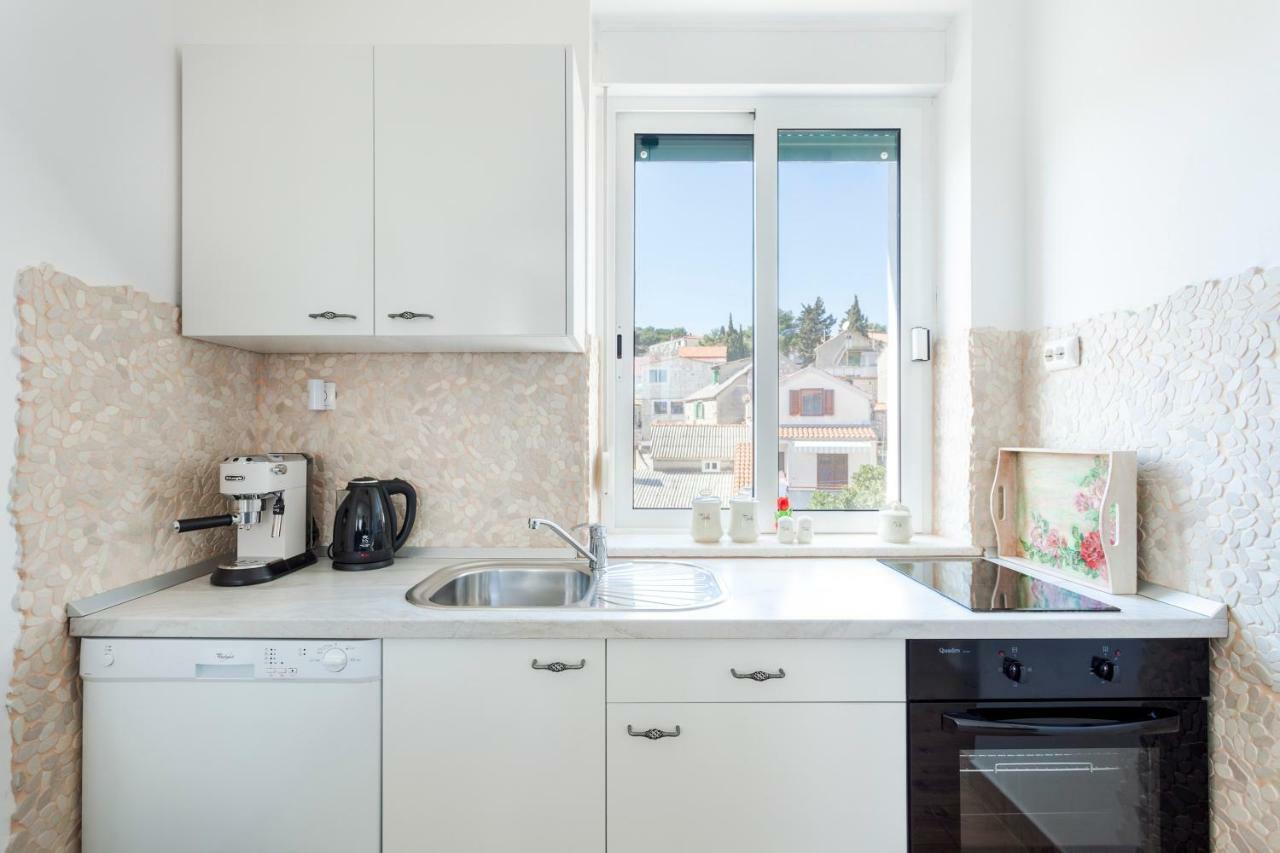 Cozy Apartment Lile In The Heart Of Old Town Сплит Екстериор снимка