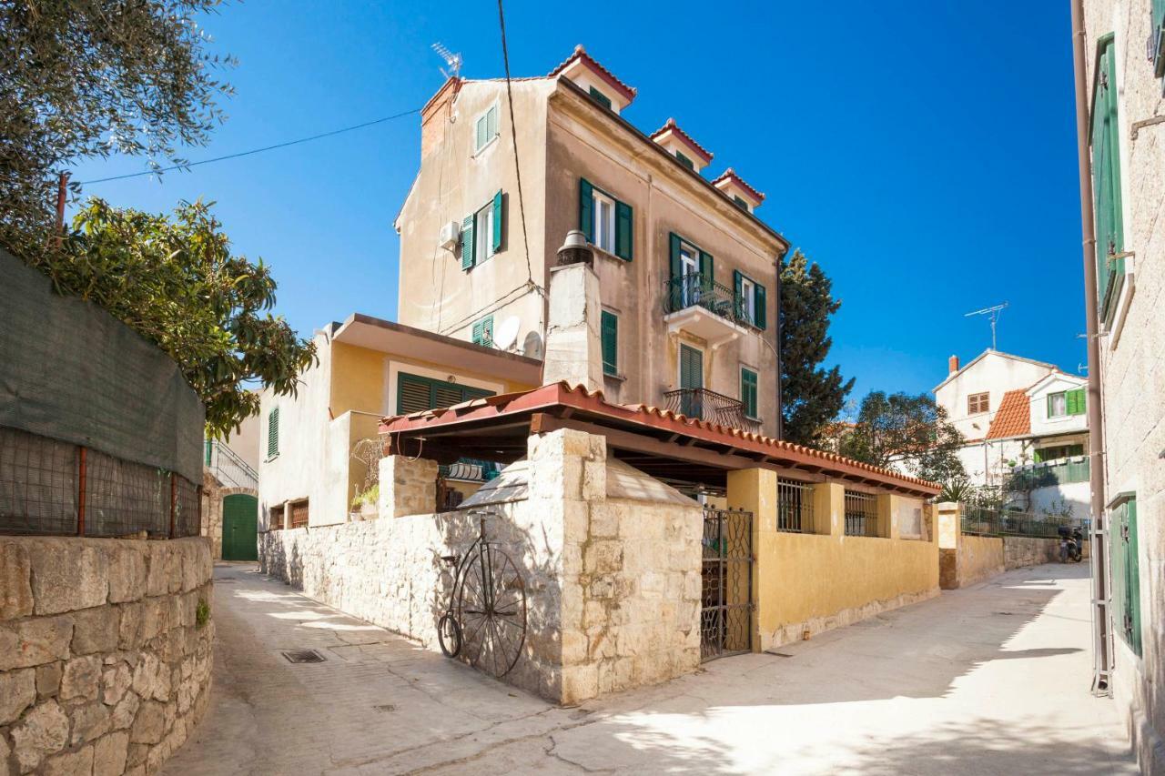 Cozy Apartment Lile In The Heart Of Old Town Сплит Екстериор снимка